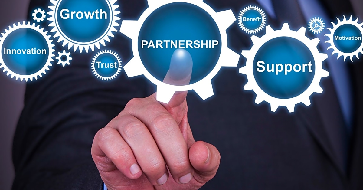 How to Form Partnerships and Alliances with Other Businesses